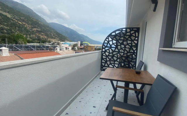 Tonoz Beach Hotel