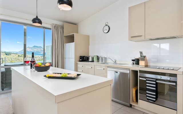 Contemporary Hilltop Abode