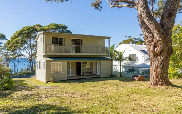 Rowse House Hyams Beach 4pm Check Out Sundays