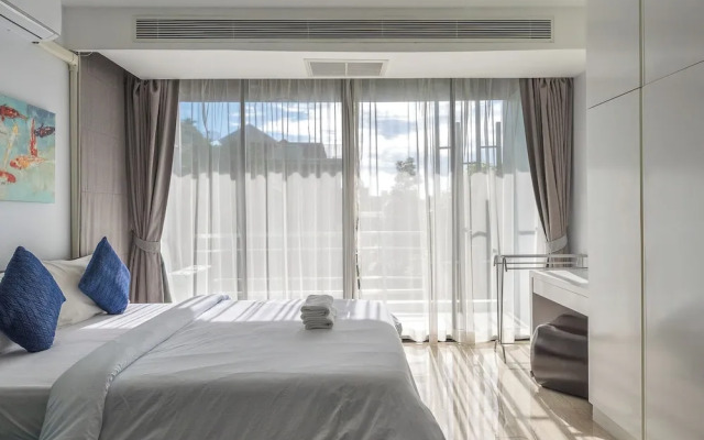 4BR Poolside 500m from Kata Beach V220