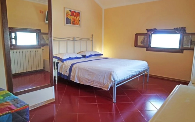 Emanuele Apartments