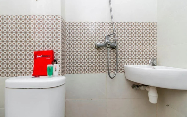 OYO Life 1609 Rawasari Residence