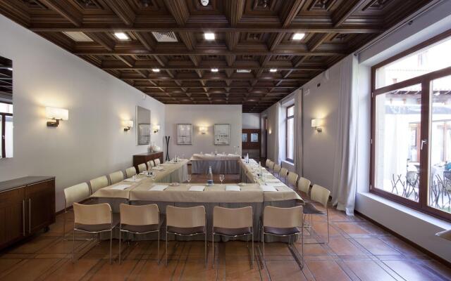 Parador de Cáceres Hotel