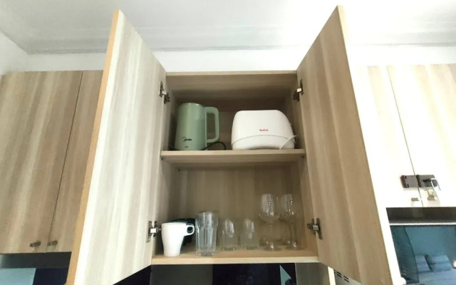 421c Studio Opened Space With Nice Breeze Private Wi Fi