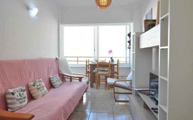 RNET - Rhc- 1410 - Roses Holiday Center