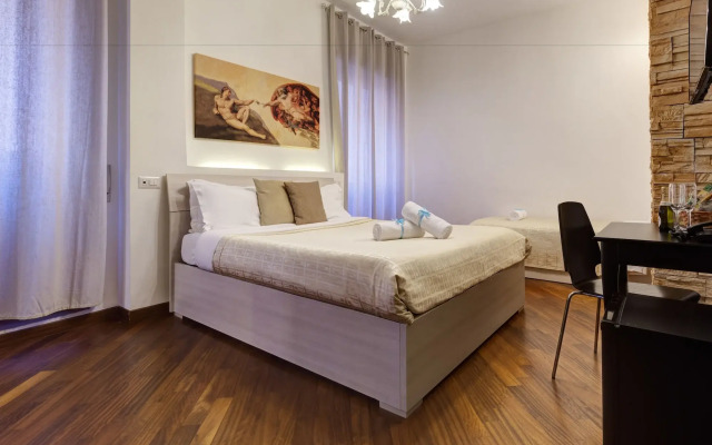 Little Rhome Suites
