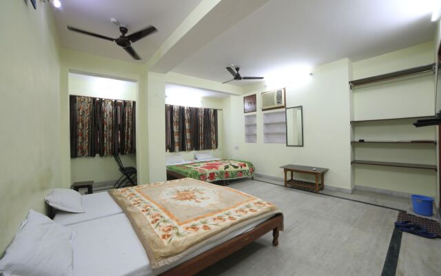 Boby Mansion (Manasvi Guest Home)