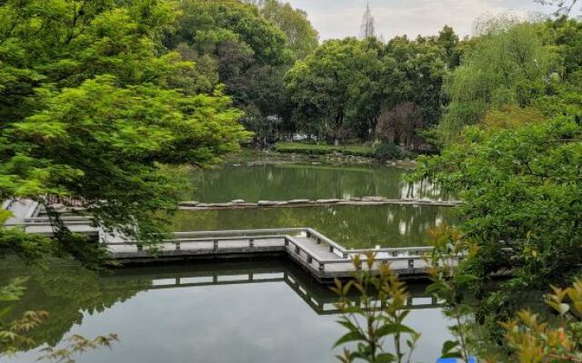 Tieshan Hotel