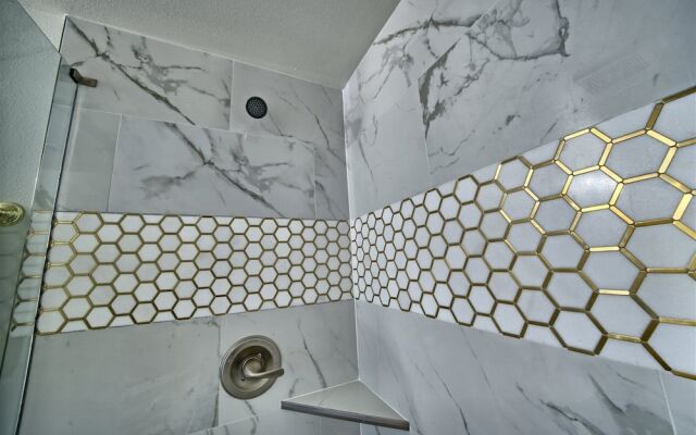 Shores Of Panama 411