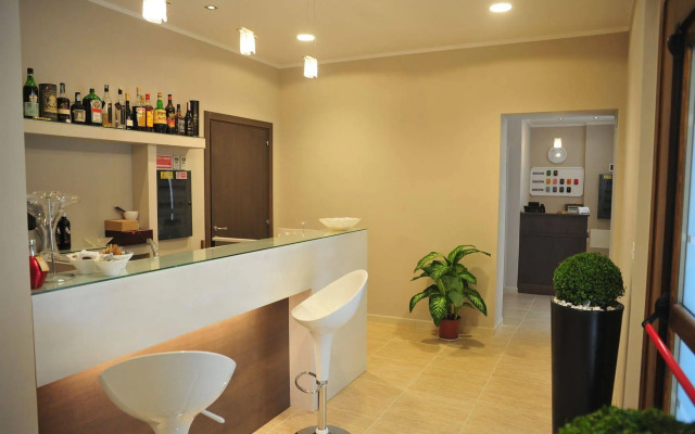 GG8 Hotel & Suite SPA