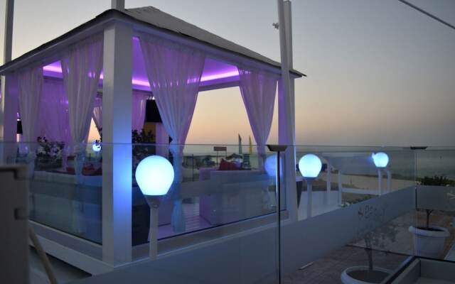 Pola Costa Beach Hotel Apartment