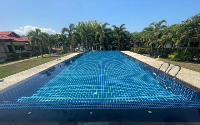 Phuket Airport Villa