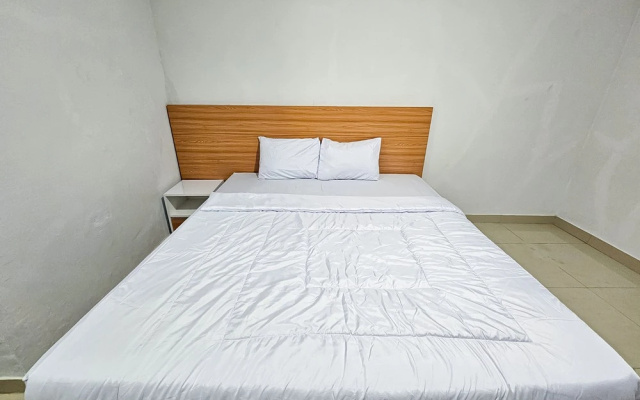 Guest House Hamz Syariah RedPartner – Guest Rooms – Serang