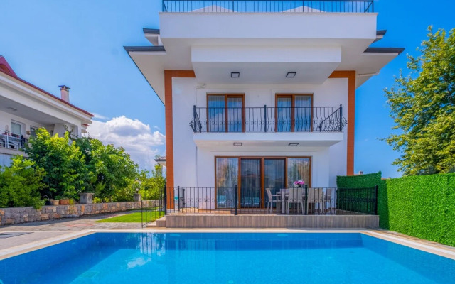 Myra Villa 1
