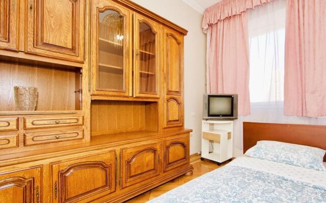 LUXKV Apartment on 2nd Dubrovskaya