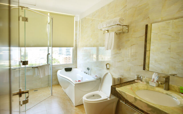 Nhat Minh Hotel and Apartment