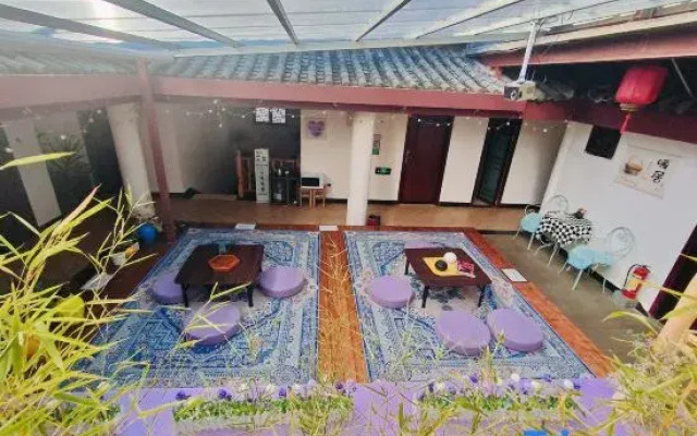 Lijiang Sugar Master Inn