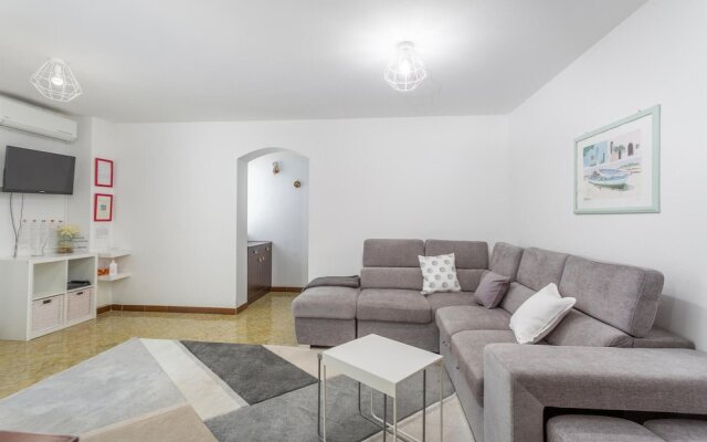 Awesome Home in Omisalj With Wifi and 2 Bedrooms