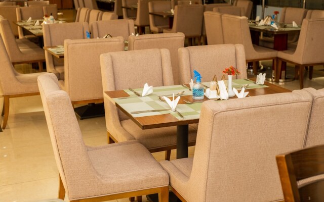 The Grand Palace Hotel