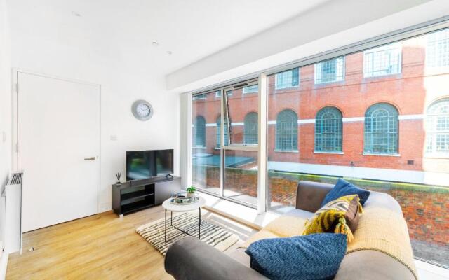 Luxury, Modern, 1 Bed, Citycentre,familyfriendly