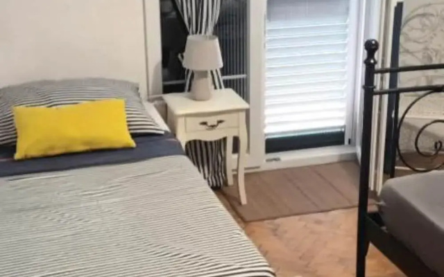 Apartments Anna Biograd na Moru