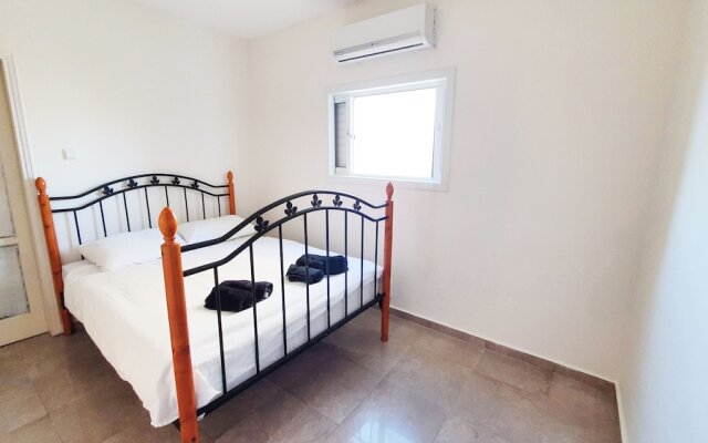 Charming 3bdr apt with sea view B5