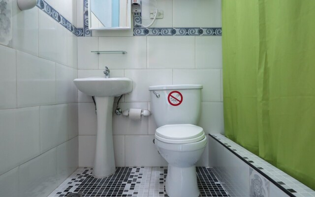 Hostal Balcones 2, Knocking on Cuba