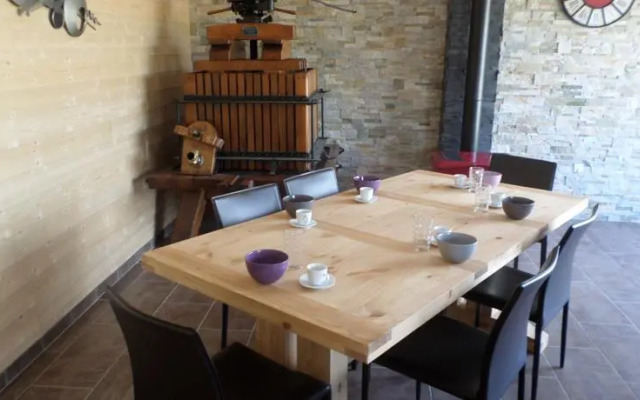 Gite de Groupe de lArtisan-Vigneron