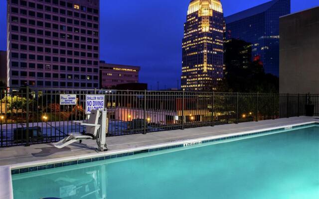 Hampton Inn & Suites Winston-Salem Downtown