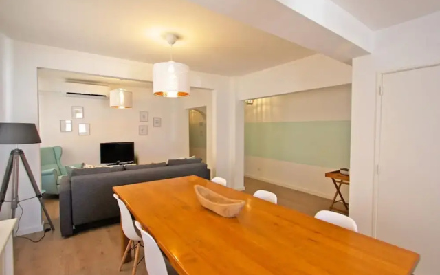 Sofisara in Tavira With 2 Bedrooms and 1 Bathrooms
