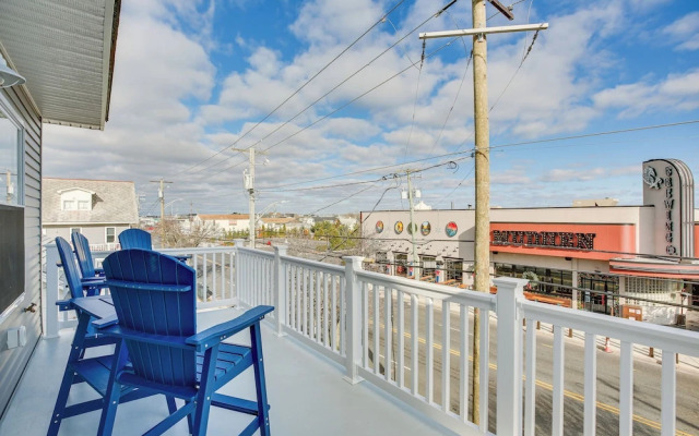 Spacious Wildwood Condo: Walk to Beach!