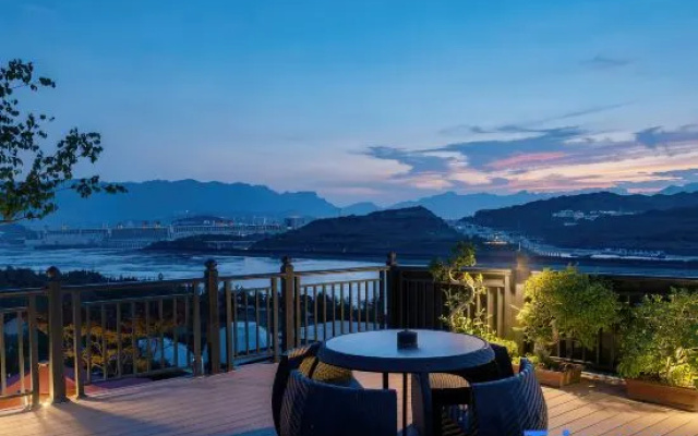 Shi Yunjian Homestay (Three Gorges Dam Tourist Area) – Outside – Yichang