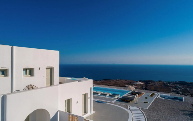 Terra Blanca Suites