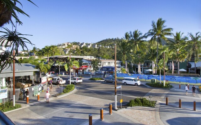 Frangipani Waters Main Street Apartment