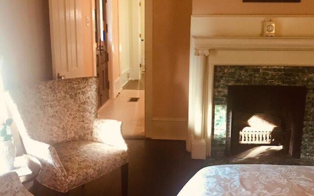 The Gibson House Inn