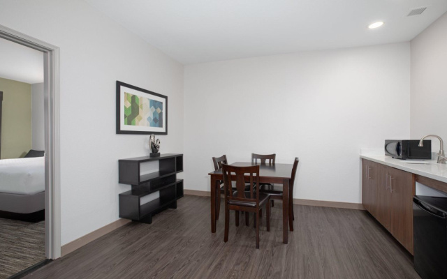 Holiday Inn Express Hotel & Suites Longmont by IHG