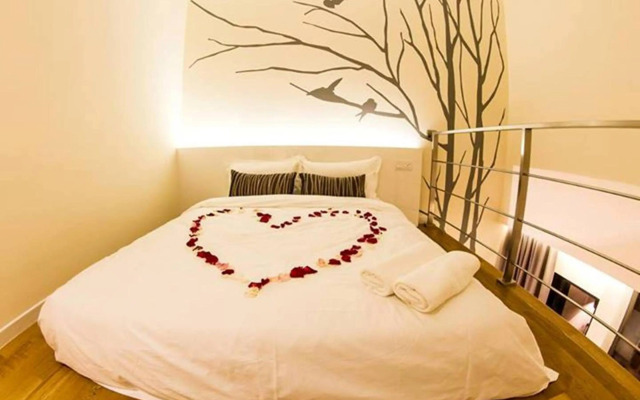 Mood Hotel