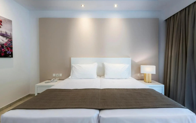 Gaia Royal Hotel
