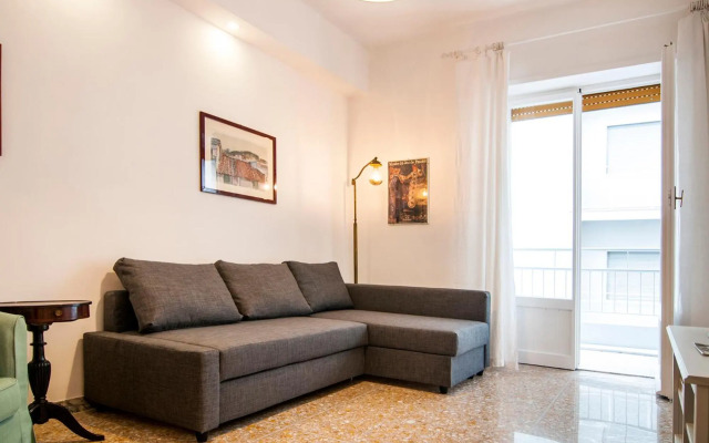 Vatican Museums Roomy Apartment