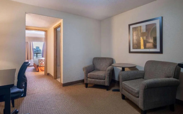 Super 8 Edmonton International Airport