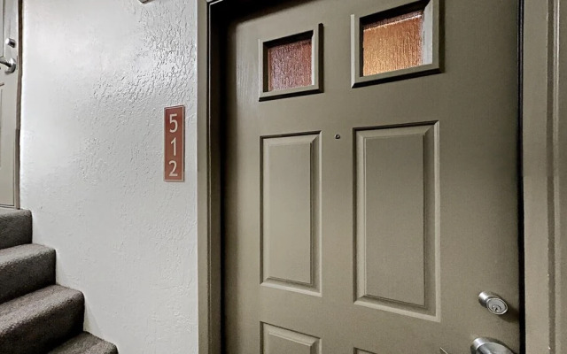 Two Bedroom Condos With Mountain Views at 1849 Condos