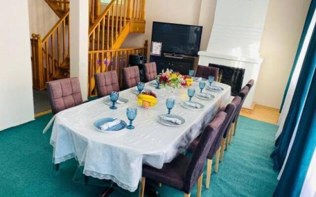 Holiday home 4 bedrooms 2 bathrooms - Almaty