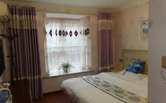 Yangguang binguan Apartment