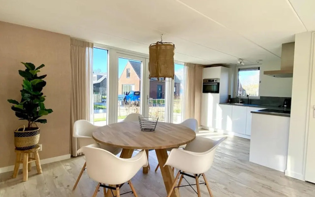 Stunning Villa Near Beaches and Golf Course