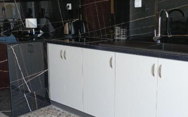 Kostas Maria Apartment 109m2 1st Floor