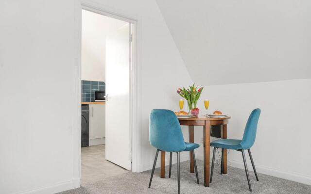 Myreton Hill Apartment