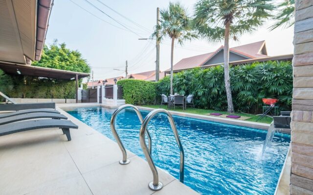 AnB Poolvilla Grand Modern 3BR Jomtien