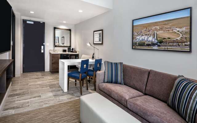 Embassy Suites by Hilton College Station, TX