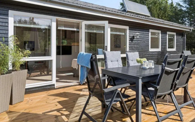 4 Star Holiday Home in Hals