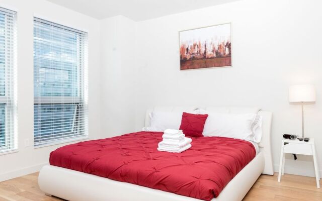 Capitol Hill Fully Furnished Apartments, Sleeps 5-6 Guests